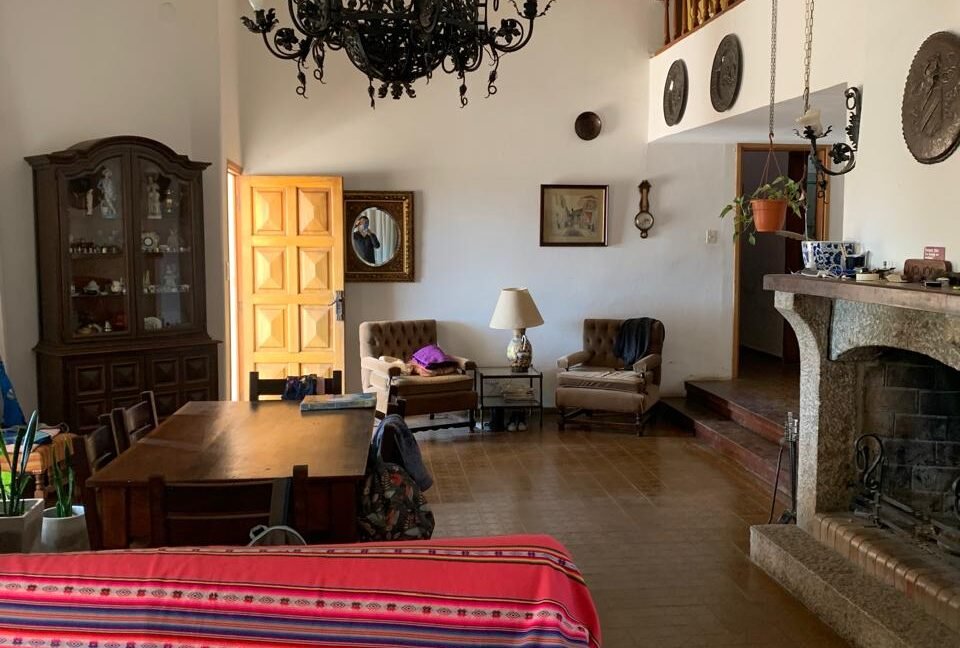 WhatsApp Image 2025-07-04 living-comedor