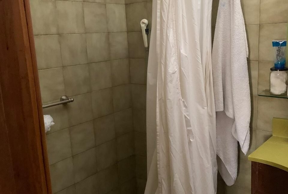 WhatsApp Image 2025-07-04baño